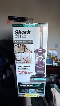 Shark DETECT Vacuum