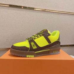 Green Louis Vuitton Any Size, Color