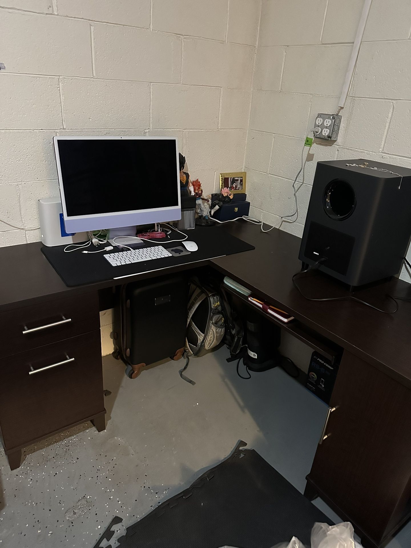Office Desk