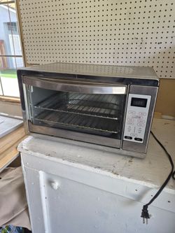 Oster 7 in 1 toaster oven.
