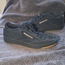 Reebok Black Suede Size 9