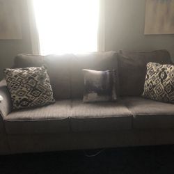 500$ Loveseat and sofa