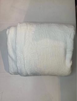 White flannel fleece throw blanket super soft