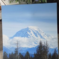 2 canvas print featuring a scenic photograph of Mount Rainier in Washington state