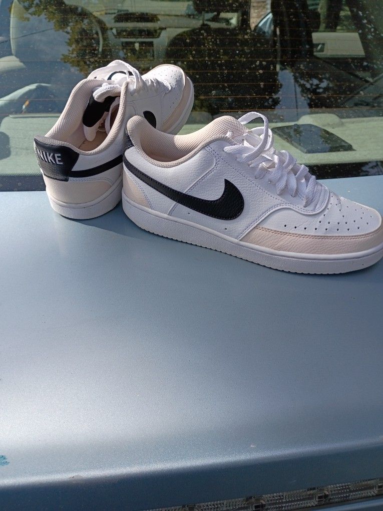 Nike Court Vision