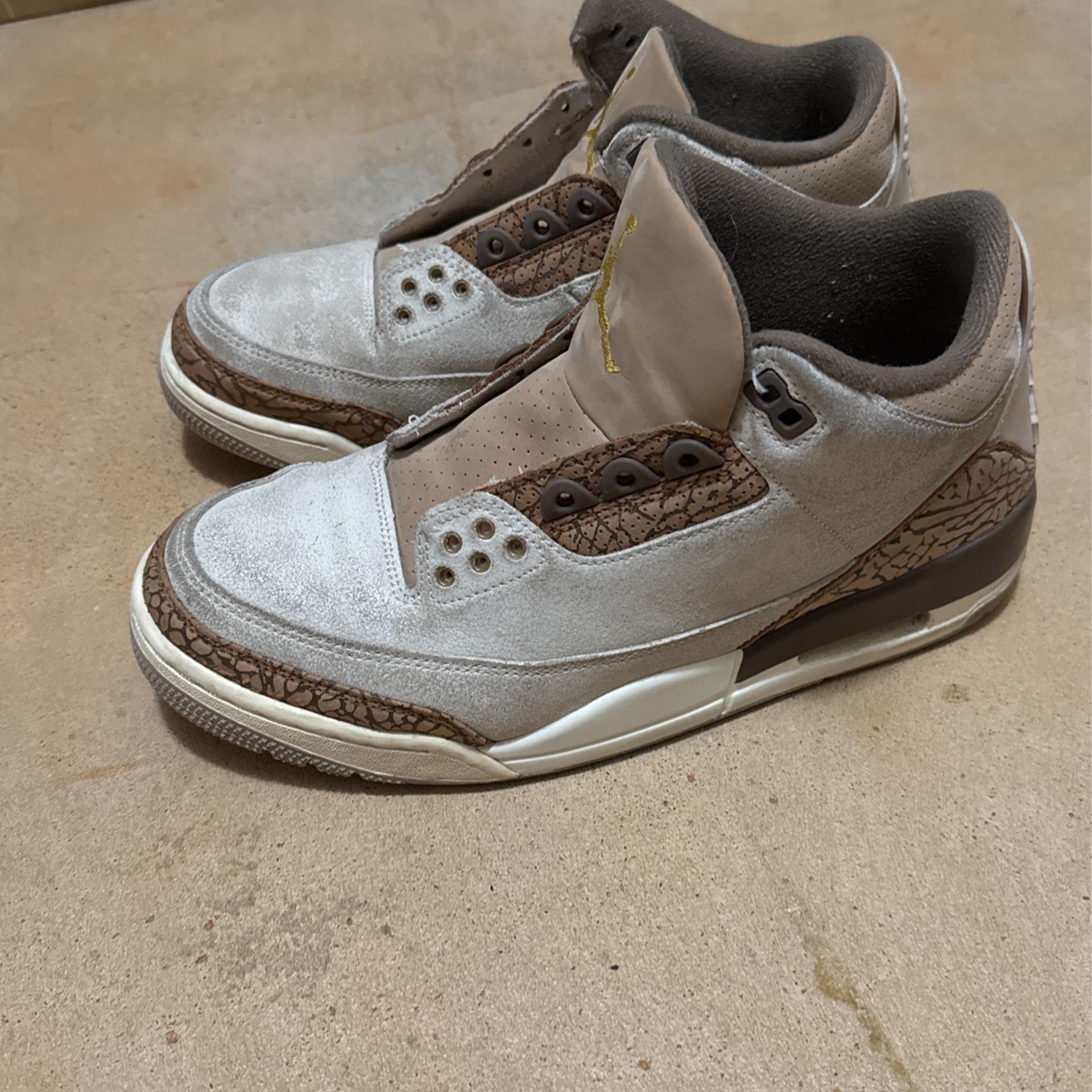 Air Jordan 3 Palomino Size 9.5