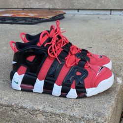 Nike Uptempo Size 10.5