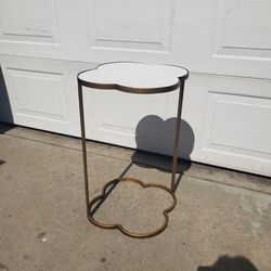 Vintage Clover Accent Table 