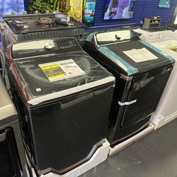 Samsung 5.5Cu Mega Capacity Top Load Washer + 7.4Cu Gas Dryer