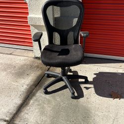Desk Chair / Office Chair 