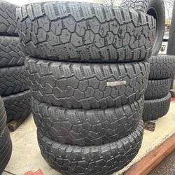 275 70 18 Set of 4 Used Cooper Rugged Terrain Just Like New