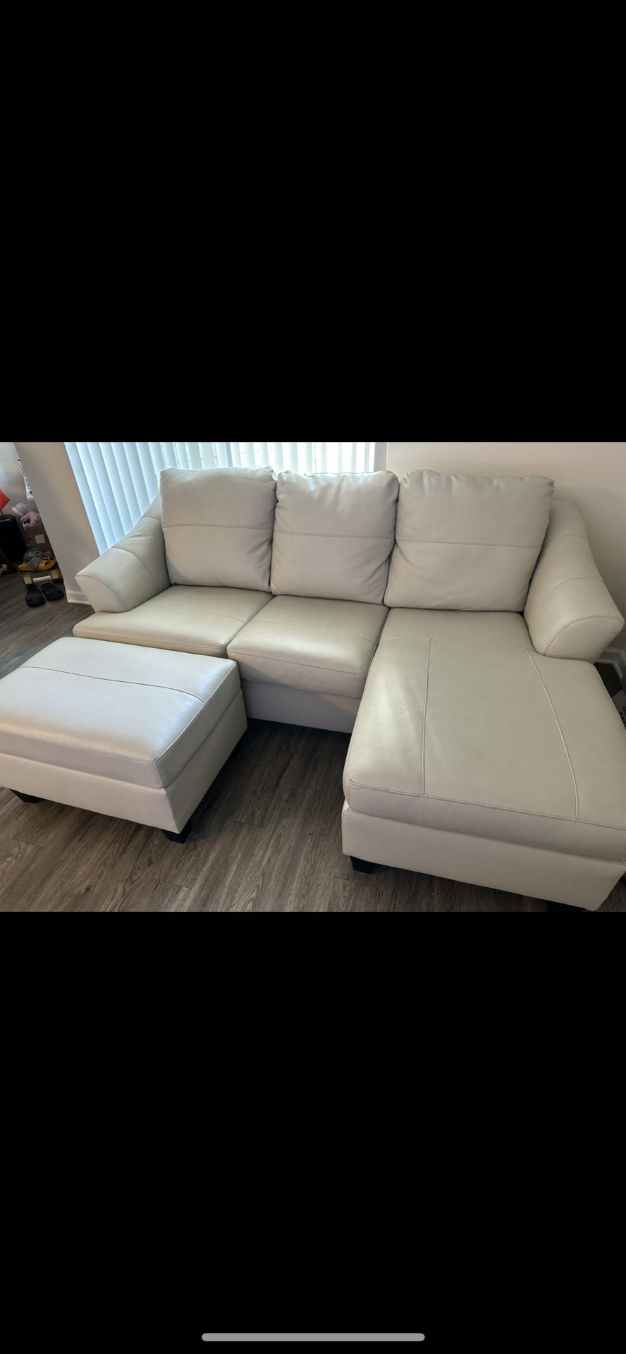Sectional Sofa With Ottoman