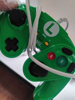Luigi controller for the Wii u