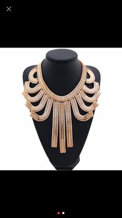 Gold Choker necklace