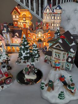 Lighted Christmas Village Collection Set