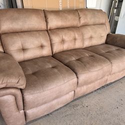 RECLINING COUCH (free delivery) 