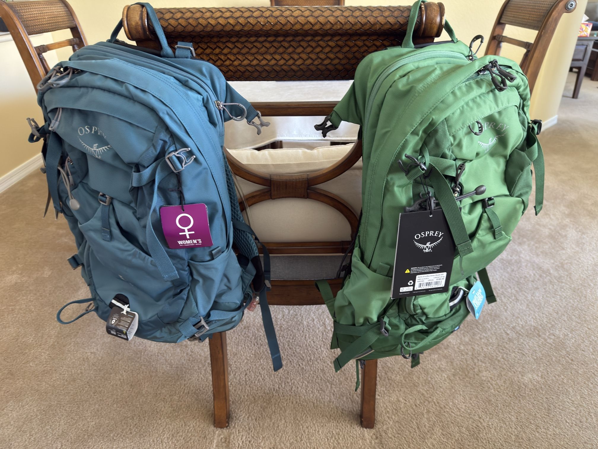 New His And hers Osprey Manta Backpacks