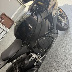 SUZUKI GSX-R750