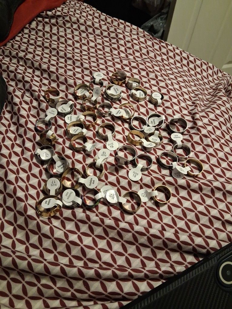 Different size rings