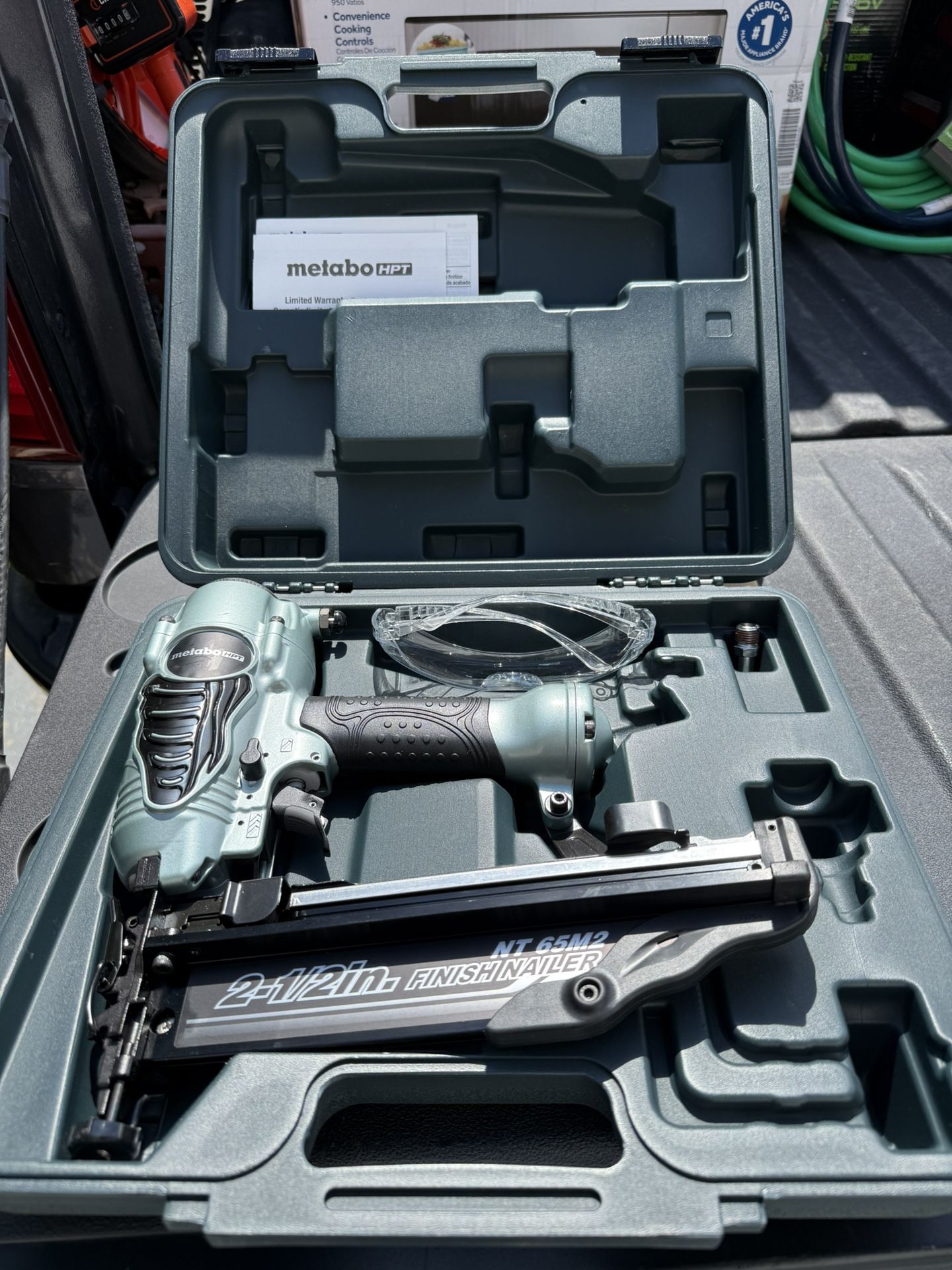 Nail Gun