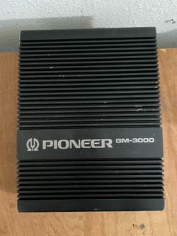 Pioneer 4 channel amplifier
