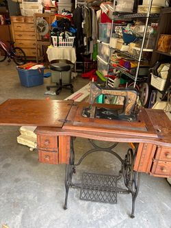 Treadle sewing machine