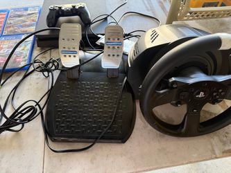 PS4 Games and Drive Simulator with pedals