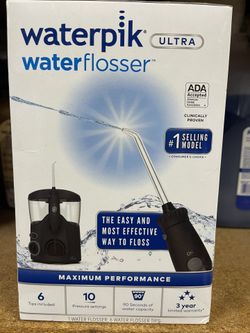 Waterpik - Ultra Water Flosser - Black/ Clear Brand New