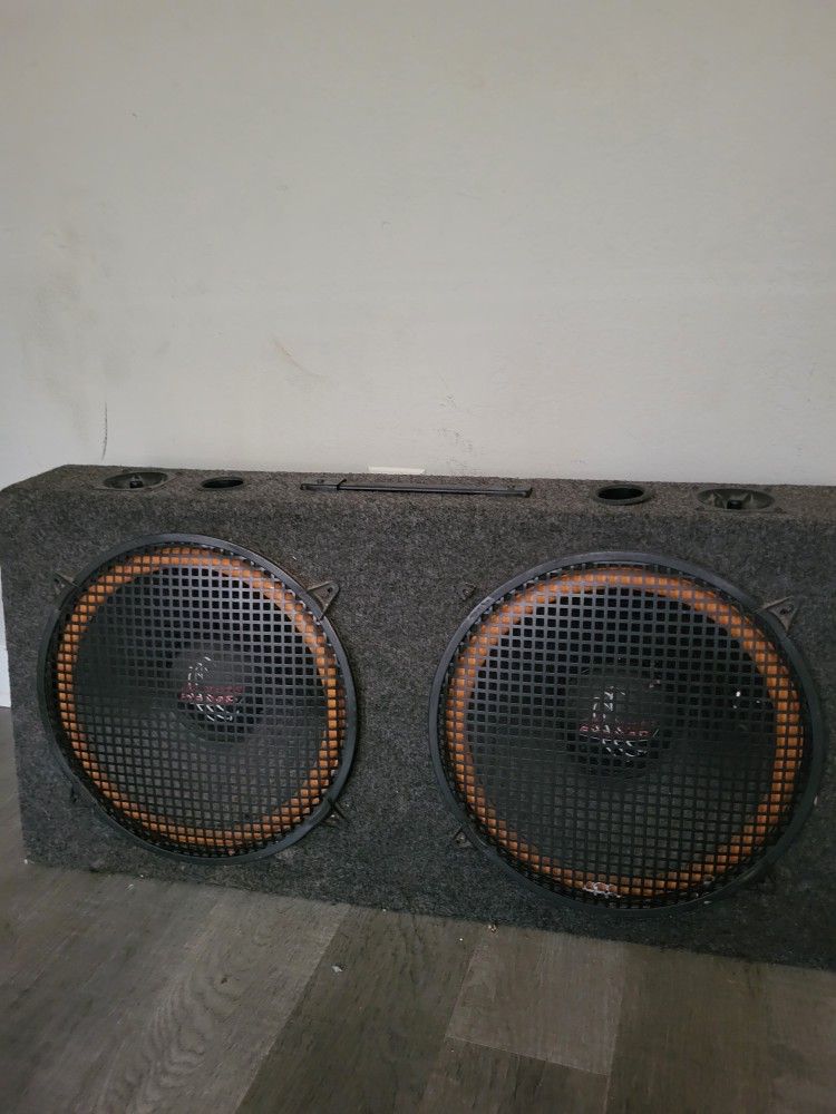 BOOMBOX FOR CAR OR STUDIO SET OR FOR DJ.
