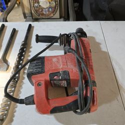 Milwaukee 1.5 Rotary Hammer Drill