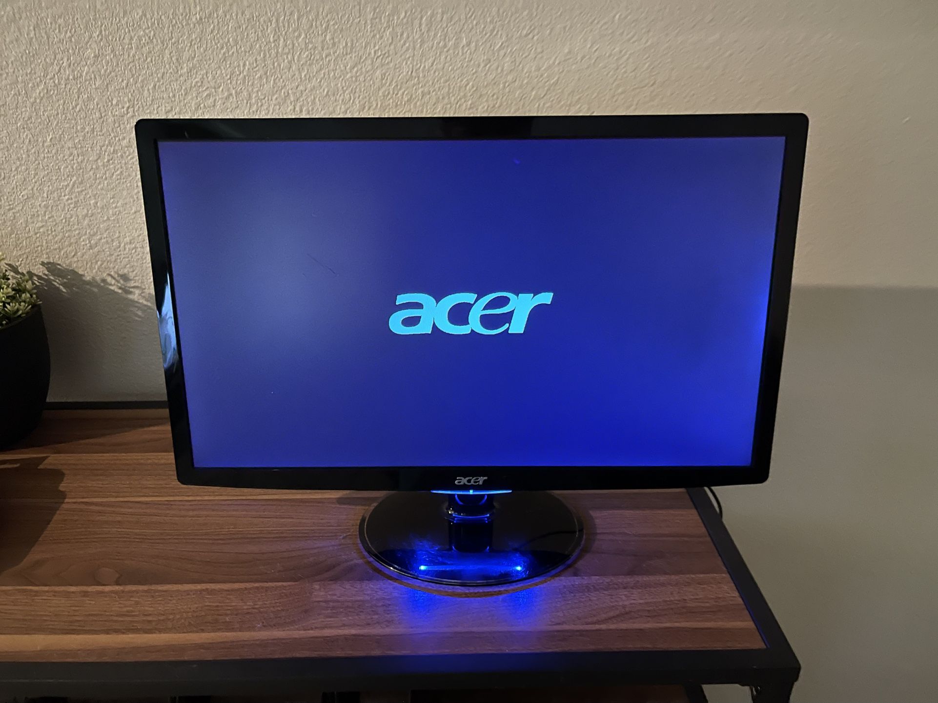 COMPUTER MONITOR