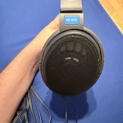 Sennheiser HD600 headphones