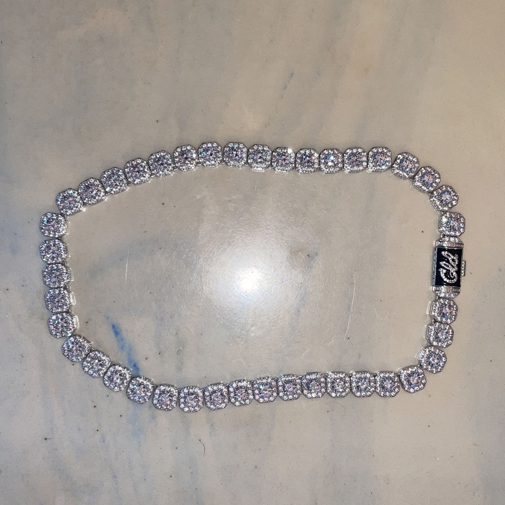 20” Gld Clustered Tennis Chain In White Gold 12mm