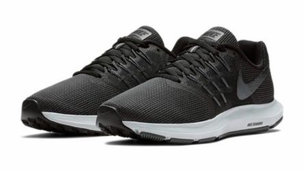 Nike Run Swift Road Running Shoes Black White Sz. 10