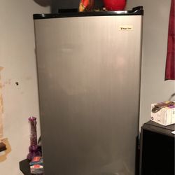 Small Refrigerator