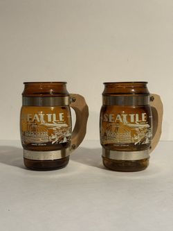 60s/70s Vintage Seattle Amber Glass Collectable Mugs