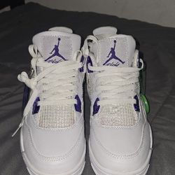 Air Jordan 4 "Court Purple" - New!