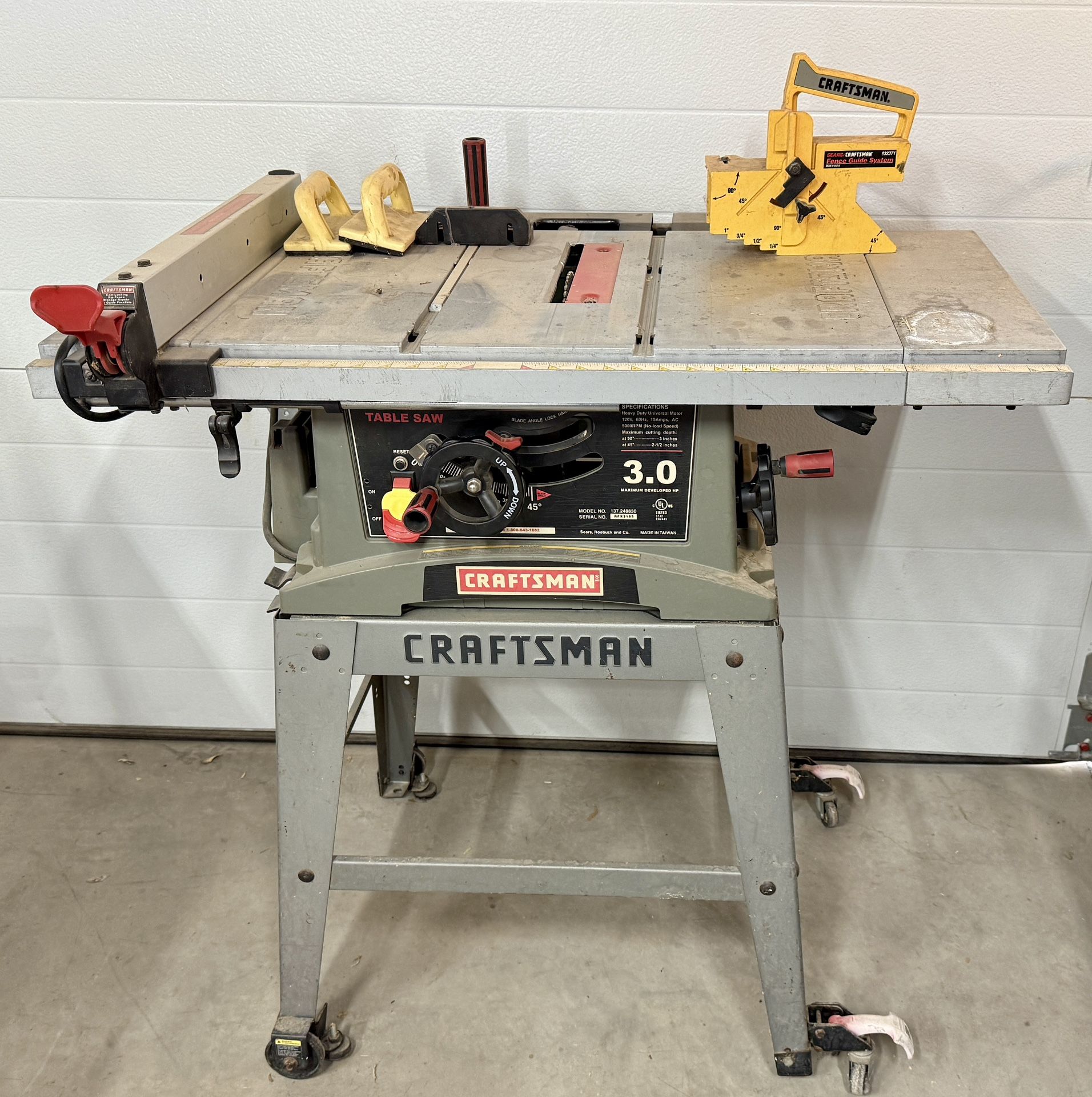 Craftsman 10 In Table Saw 3.0 HP Heavy Duty Motor