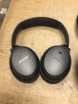 Bose QuietComfort 25 Acoustic Noise Cancelling Headphones for Apple devices  - Black, Wired