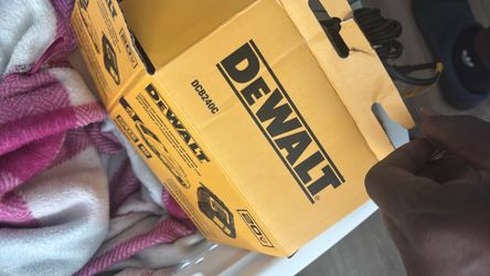 Dewalt Battery Charger