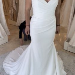 Paloma Blanca Wedding Dress