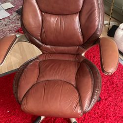 Leather Chair On Wheels 
