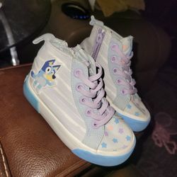 Bluey Shoes Size 7+cocomelon