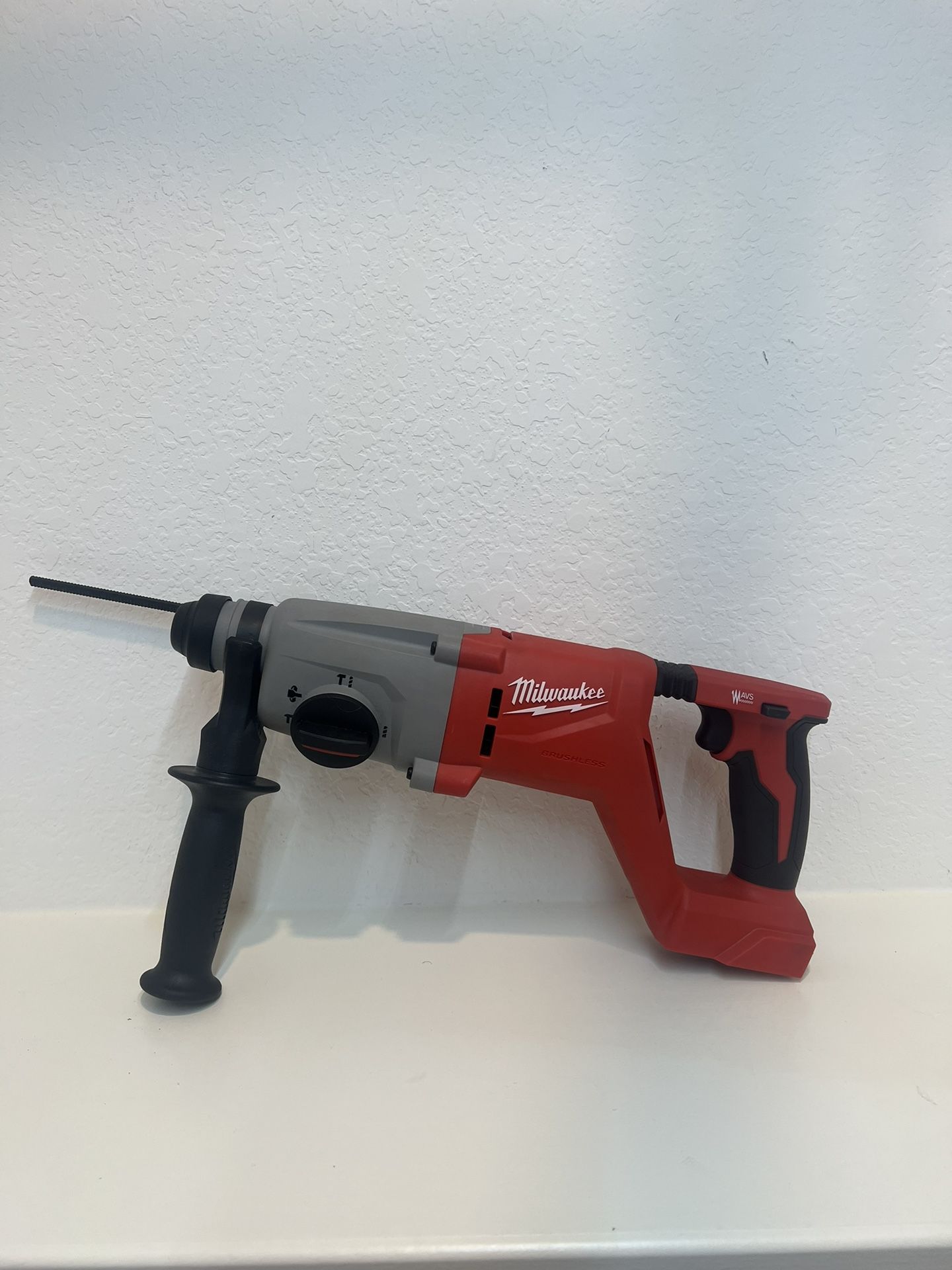 Milwaukee Rotary Hammer 