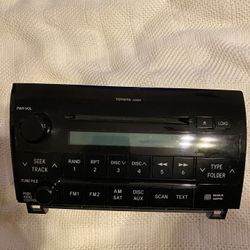 Toyota OEM Radio Disc AM / FM