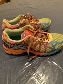 Running shoes 8.5