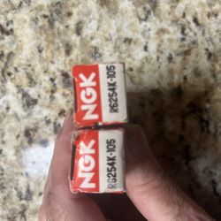 NGK Spark Plugs R6254K-105