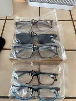 Reading Glasses w/ case (R400)