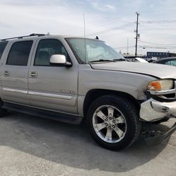 2006 GMC. Yukon Available For Parts 