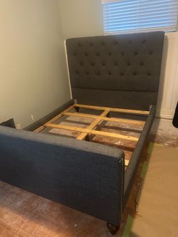 Queen size bed